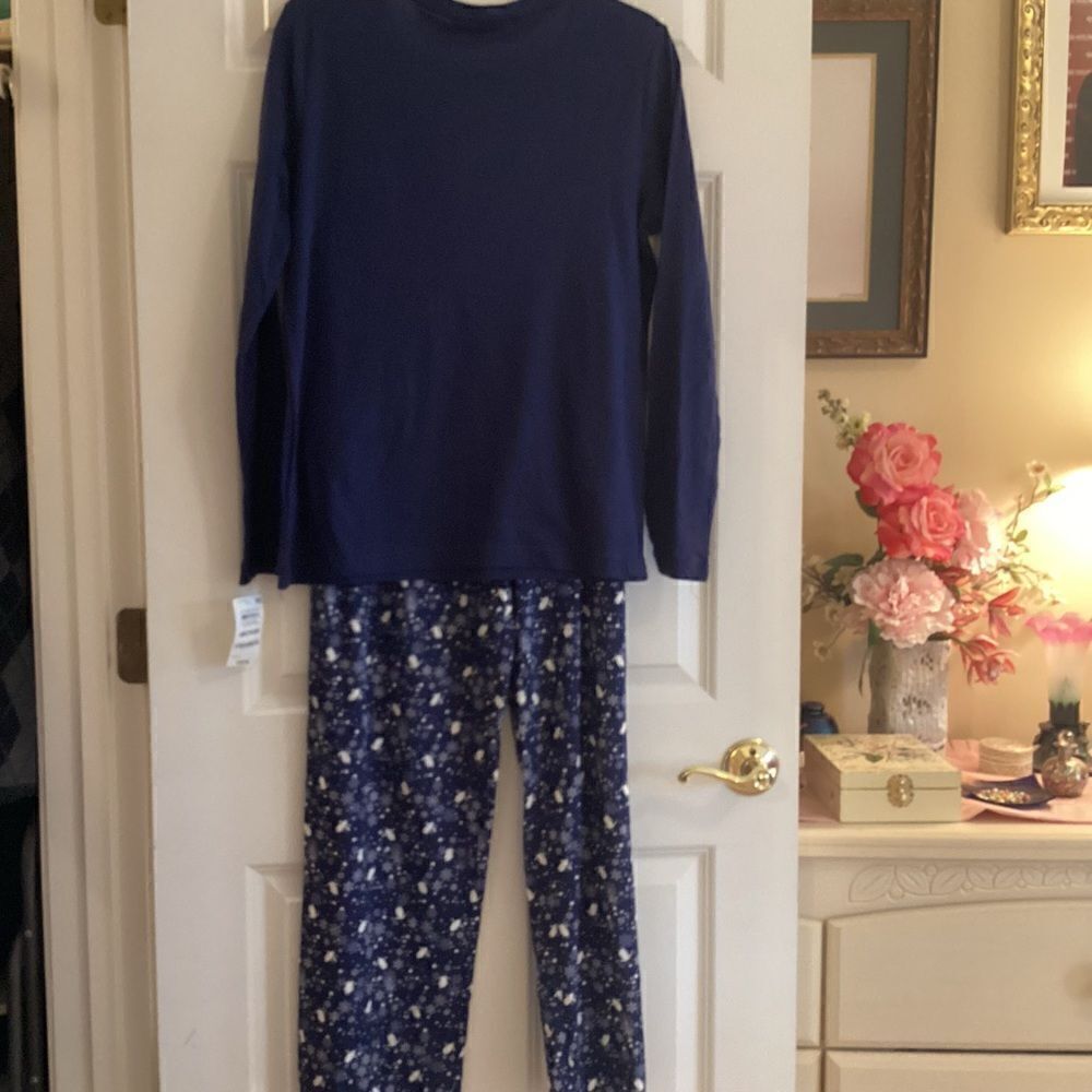 NWT. Charter Club/Macy’s Brand Women’s 2 PC Navy Pajama Set. Sizes. XS M L XXL